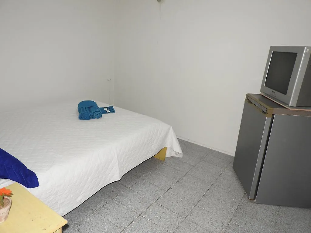 Aloha Beach Temporada Cabo Frio Guest house